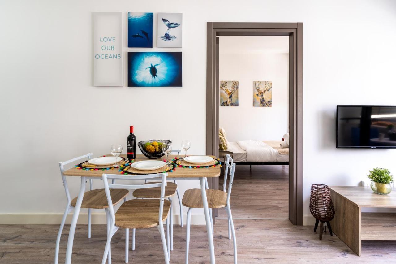 Eleni'S 1-Br Apt In Larnaca Center Dış mekan fotoğraf