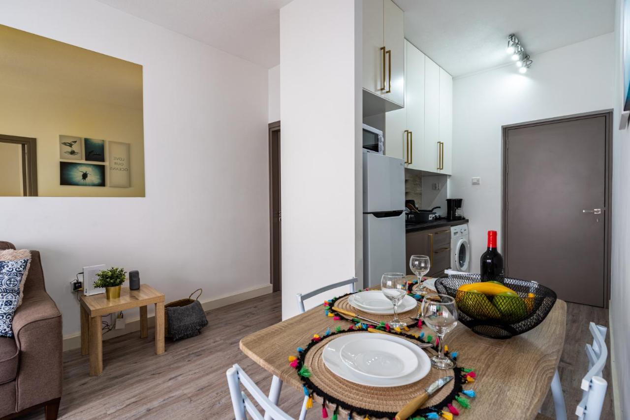 Eleni'S 1-Br Apt In Larnaca Center Dış mekan fotoğraf